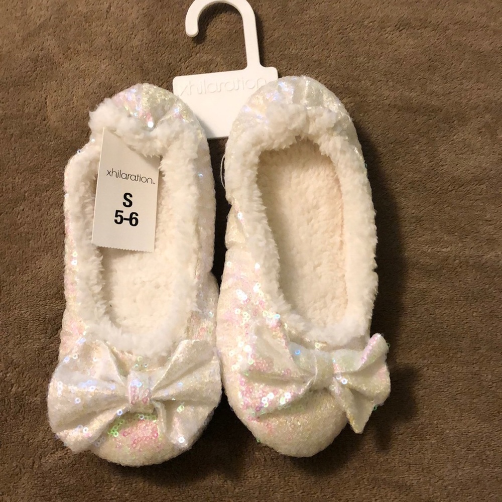 Girl slippers